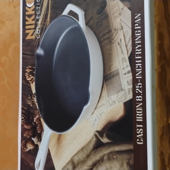 White Cast Iron Frying Pan - Picture 2 of 2